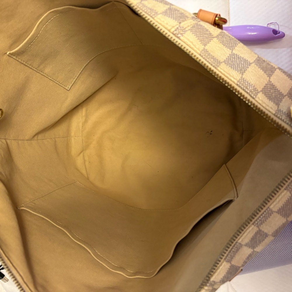 Louis Vuitton Checkered Tan and Brown Tote - Picture 4 of 4